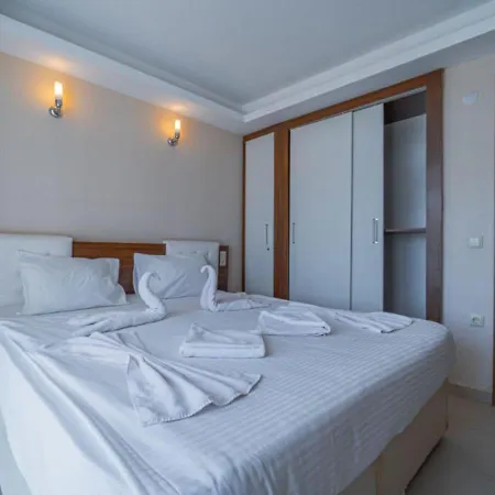 Dora Thermal Tatil Koeyue & * Ihsaniye (Afyonkarahisar)