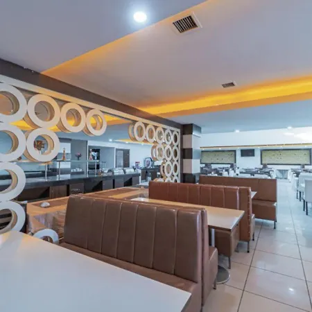 Dora Thermal Tatil Koeyue & * Ihsaniye (Afyonkarahisar)